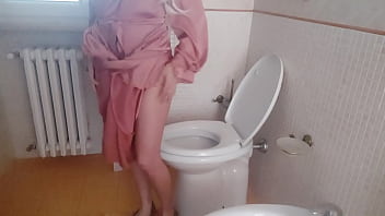 The Warm Pee Of My Stepmother Dressed In Elegant Silk During A Party