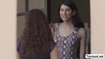 Thin Shemale Fucks Nerd Babes Tight Wet Pussy