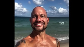 Maxxx Loadz - Pornstar, Tan, Beach, Body, Muscles, Ripped, Abs, Tan-italian - Pornstar - 2025 - Incredible - Session - Video 512462