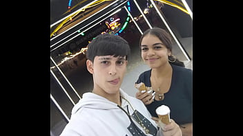 Blog En Espanol - Salgo De Paseo Con Mi Novia Morena De Gran Culo - Sopresa Al Final Del Blog - Novios Calientes