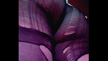 Consolador Me Penetra Y Rompo Mis Medias En La Exitacion