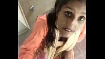 Desi Girl Outdoor Blowjob And Fucked By Lover