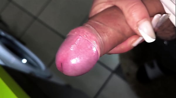 Poniendo Dura La Polla Del Cerdo De Mi Marido