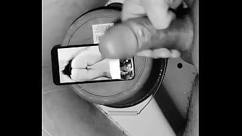 Dando Leche A Un Culazo