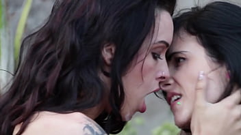 Scissoring Hot Lesbians