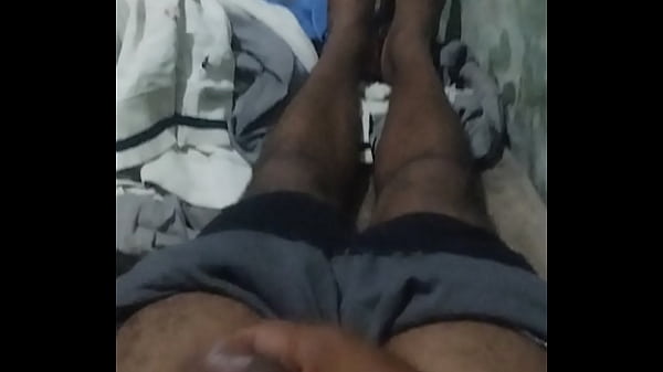 Batendo Punheta Júlio