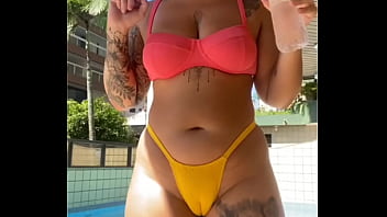 Ruiva Rabuda Da Buceta Inchada Fazendo Live