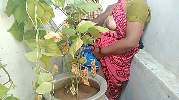 Indian House Woife Sex With House Woner Homemade