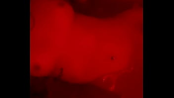 Rica Chichona En La Bañera