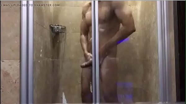 Muscle Guy With Big Cock Taking A Shower