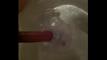 Fucking An Sph Waterfilled Beachball Inside The Bathtube