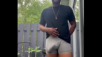 Djizzl Huge Bulge