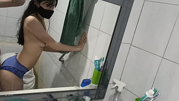 New Amateur Gets Fucked, Old Video Of Laura Fucking With Her Neighbor And Being Unfaithful