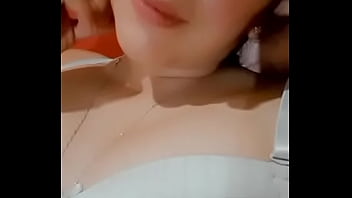 Linda Colochita Con Tetitas