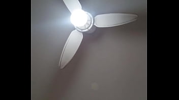 Cu Piscando Enquanto Goza