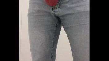 Quick Cumshot In Jeans