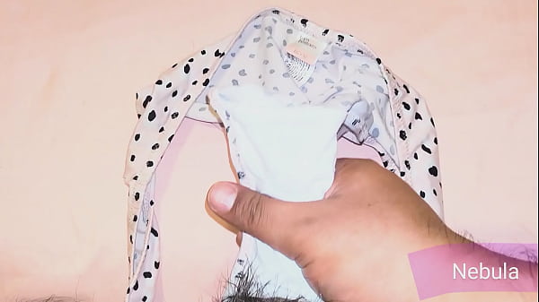 Me Masturbé Con Los Calzones Rositas Usados De Mi Novia Y Los Ensucié De Mi Leche