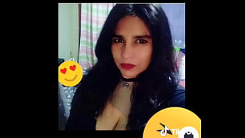 La Muy Tetona Hermosa De De Mí Mujer Se Filma Mientras Yo Estoy En Mí Trabajo.