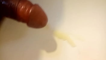 La Muy Tetona Hermosa De Mí Mujer Me Hace Acabar Con Sus Calientes.