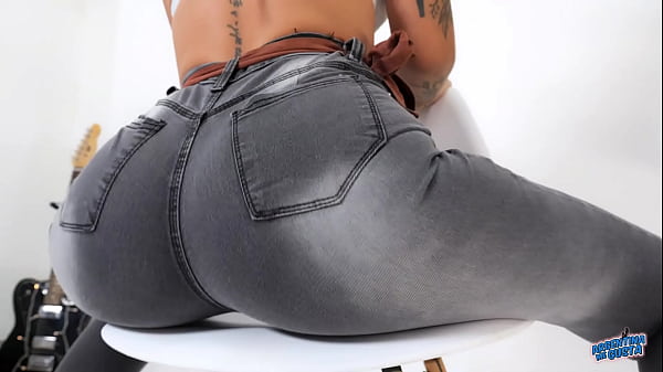 Holy F*ck Thats An Amazin Ass!!! What A Body!