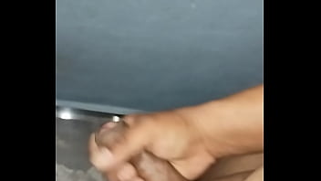 Mela Jalo En El Baño