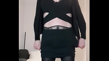 Feels Horny Bella Cross