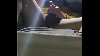 Me La Jalo Enfrente Del Espejo