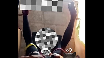 Kelly Dándose Placer Con Enorme Dildo En Su Rico Coño