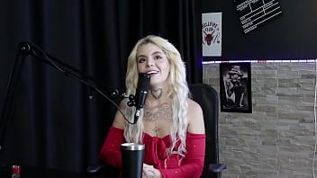 Uma Atriz Porn_ Se Assustou Quando Ela Fez Prolapso Anal E Todos Os Atores Usam Injeção No Pau Pra Ficar Duro - Kyra Sex (sheer/red)