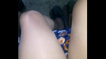 Conmedias Enseñando Mis Piernas