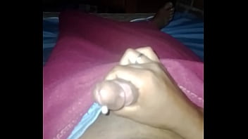 Eu Batendo Uma Pensando Num Cuzinho