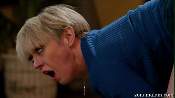 Dee Milf Two Player Game