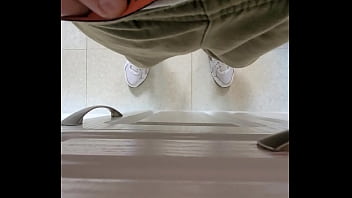 Revealing My Cock Bi-meetup83