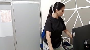 _tal Vez Podamos Hacer Algo Divertido_ - Hermanastra Latina Me Coge Mientras Mis Padres No Están - Porno En Espanol