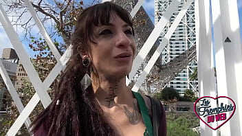 Eléa, Une Toulousaine Coquine Et Exhibitionniste