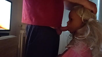 _Tu ne devrais pas regarder ça !_