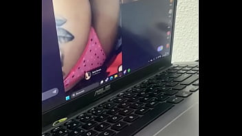 Brasileña Sexy, Me Enseña Sus Tetas Y Coño