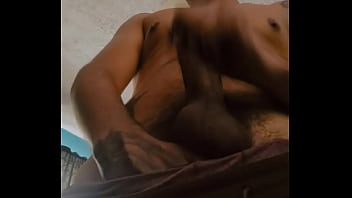 Me Pongo Caliente En Mi Cuarto