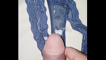Me Cumming In Used Dirty Panties