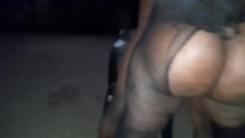 Le Encanta El Sexo Sucio Culona Morena Le Meten El Martillo De Thor