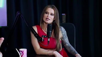 Se Arrepende De Não Ter Comprado Um Vibrador, Sofreu Um Agravo Sexual E Consegue Fazer Sexo Por Prazer - Tati Weg (sheer/red)