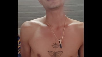 Estaba Solo En Casa Y No Pude Aguantar