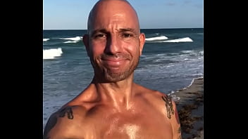 Maxxx Loadz - Pornstar, Tan, Beach, Muscles, Italian, Ripped - Pornstar - 2025 - Incredible - Show - Video 341718