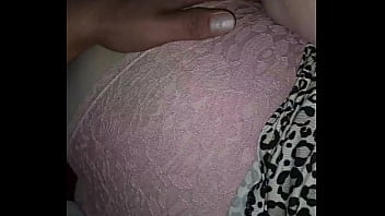 Antes De Dormir Llegando A La Cama Cachetero Rosa Sorpresa