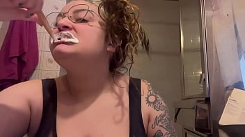 Great Teeth Brushing Kitty With Cough