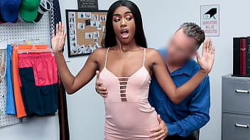 Teen Is Suspected Of Tampering Food Items From Th Store - Perp4k