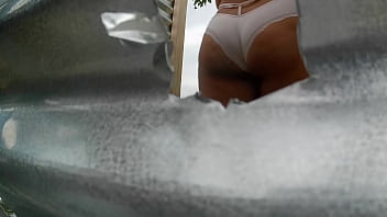 Camara Graba En Vestidor De Playa A Latina Sexy(big Butt)