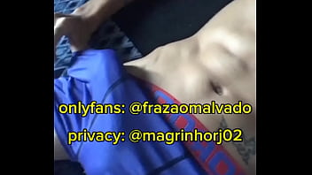 Magrinho Trincado Todo Gostoso Mostrando O Pau Super Duro