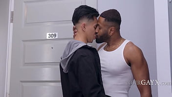 Bbc Pounds Latino Delivery Boy