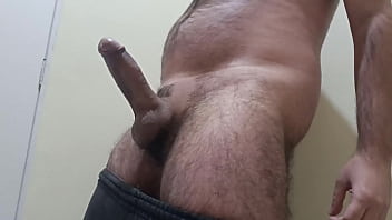 Se Sua Esposa Gosta De Leite , Não Posso Ajudar , Mas Se Ela Gosta De Porra, Pode Me Chamar